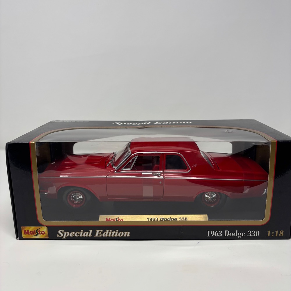 1963 Dodge 330 1:18 Maisto Special Edition Diecast‎ Open Box